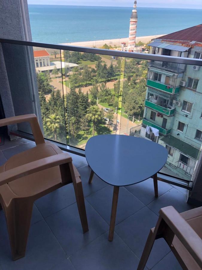 Ferienwohnung Batumi Orbi Sea Tawer Exterior foto